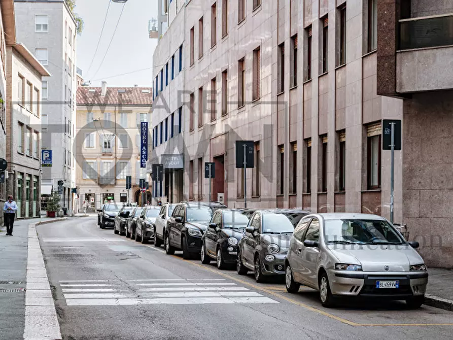 Immagine 24 di Ufficio in affitto  in via Lentasio 9 a Milano