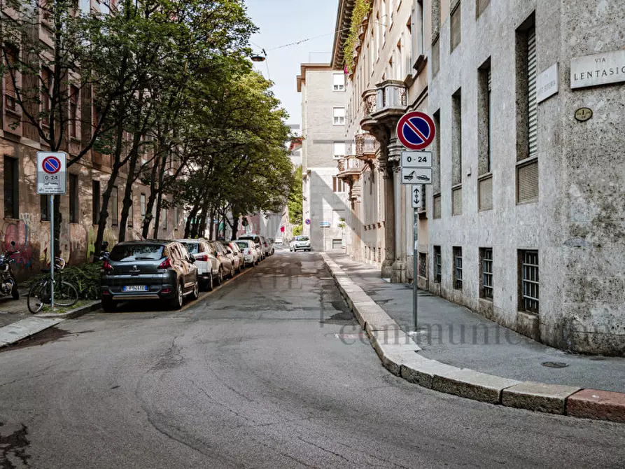 Immagine 25 di Ufficio in affitto  in via Lentasio 9 a Milano