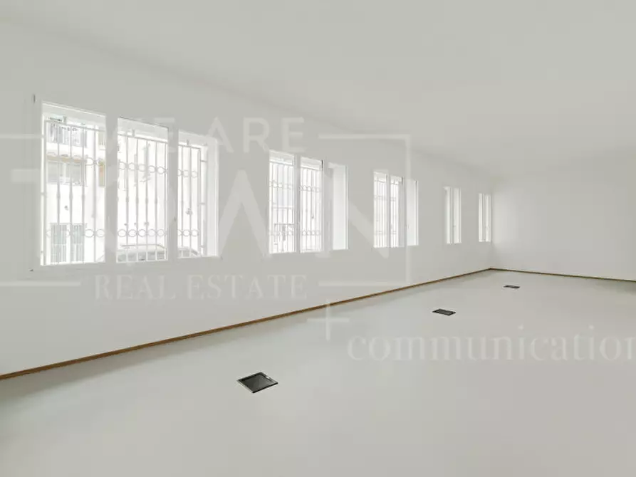 Immagine 10 di Ufficio in vendita  in Via Cardinale Branda Castiglioni, 1 a Milano