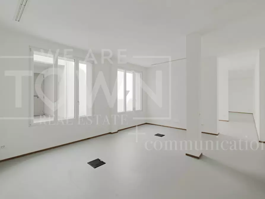 Immagine 13 di Ufficio in vendita  in Via Cardinale Branda Castiglioni, 1 a Milano
