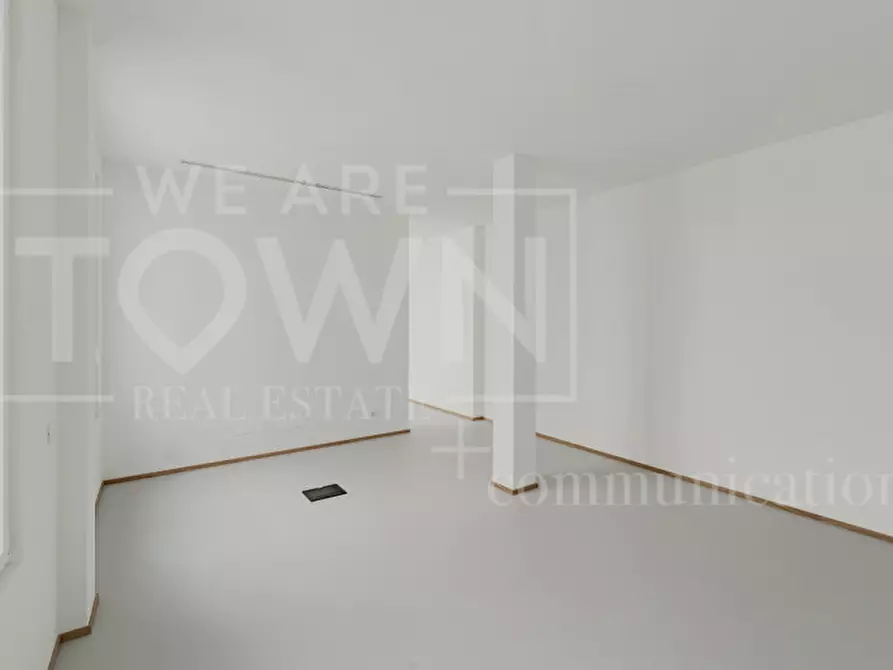 Immagine 19 di Ufficio in vendita  in Via Cardinale Branda Castiglioni, 1 a Milano