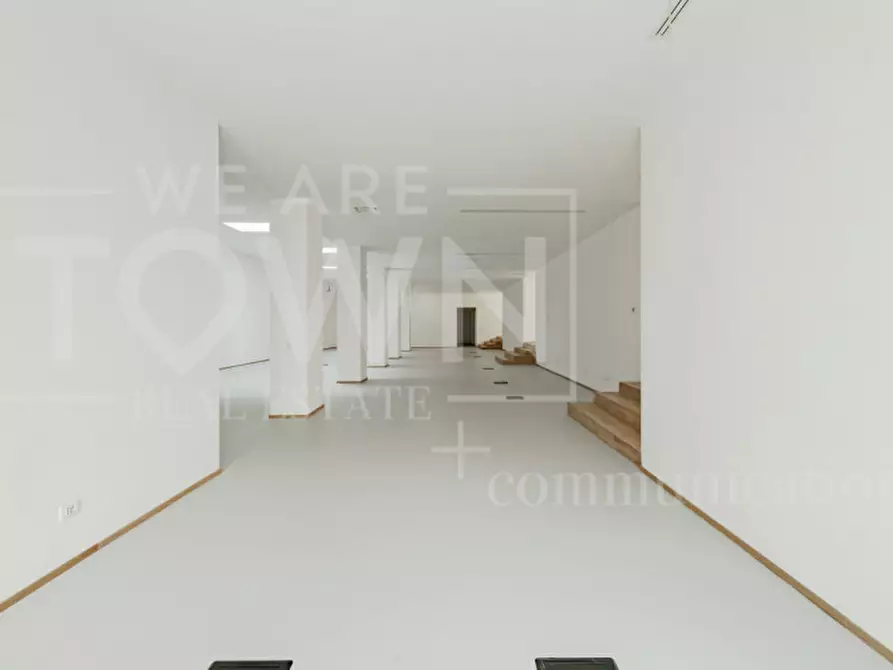 Immagine 16 di Ufficio in vendita  in Via Cardinale Branda Castiglioni, 1 a Milano