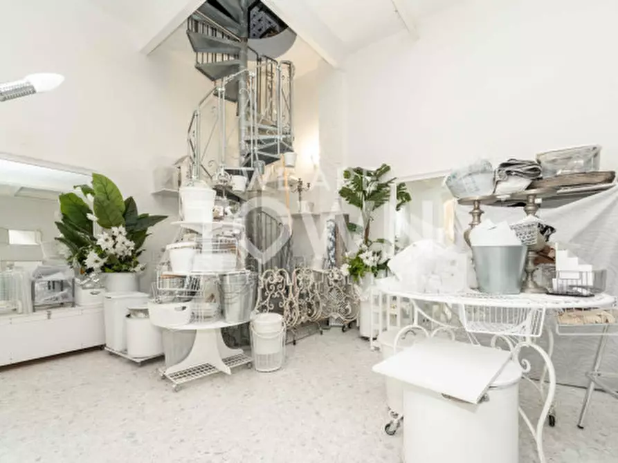 Immagine 8 di Ufficio in vendita  in Corso 22 Marzo, 39 a Milano