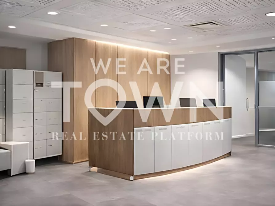 Immagine 8 di Ufficio in vendita  in Piazza Giuseppe Maggiolini a Parabiago