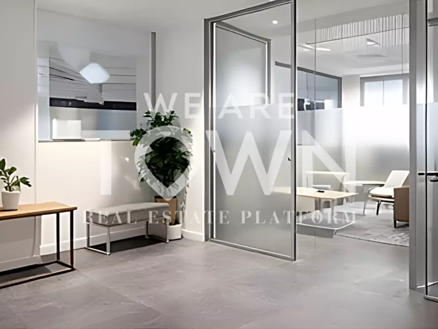 Immagine 19 di Ufficio in vendita  in Piazza Giuseppe Maggiolini a Parabiago