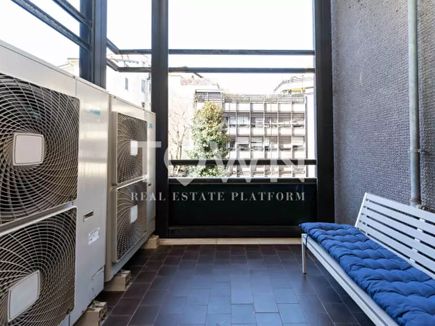 Immagine 4 di Ufficio in affitto  in Via Giacomo Leopardi, 1 a Milano