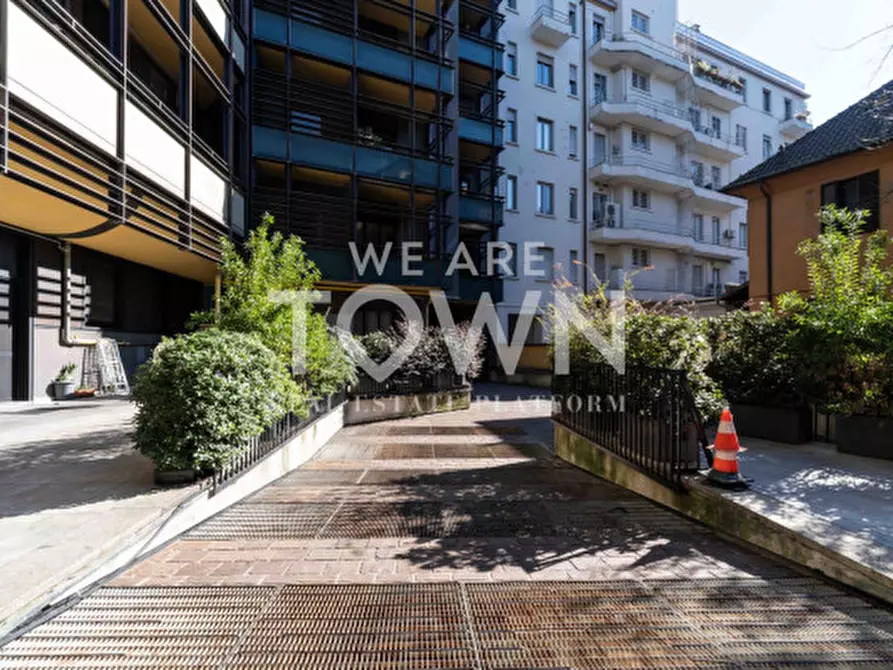 Immagine 13 di Ufficio in affitto  in Via Giacomo Leopardi, 1 a Milano