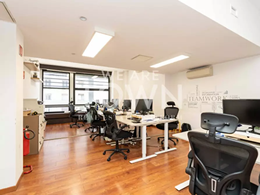 Immagine 15 di Ufficio in affitto  in Via Giacomo Leopardi, 1 a Milano