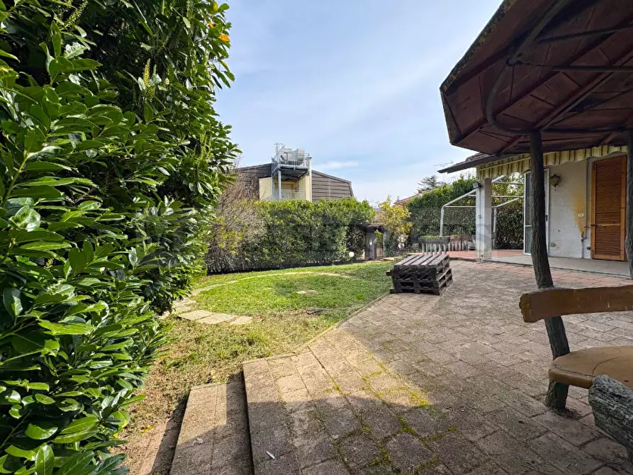 Immagine 22 di Villetta a schiera in vendita  in viale Giuseppe Verdi n° 14 a Godiasco