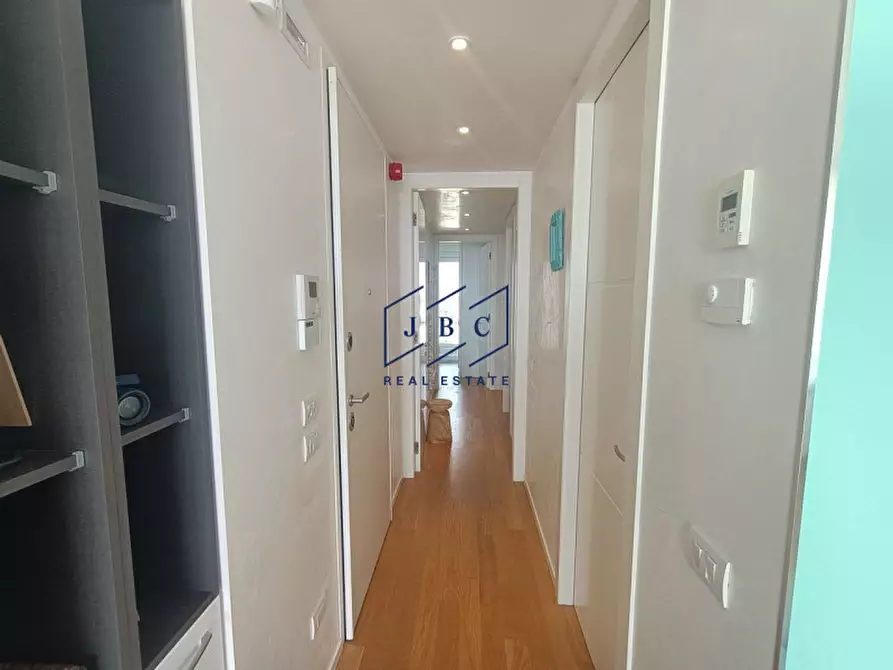 Immagine 10 di Attico in vendita  in Via Andrea Bafile 26°accesso al mare a Jesolo