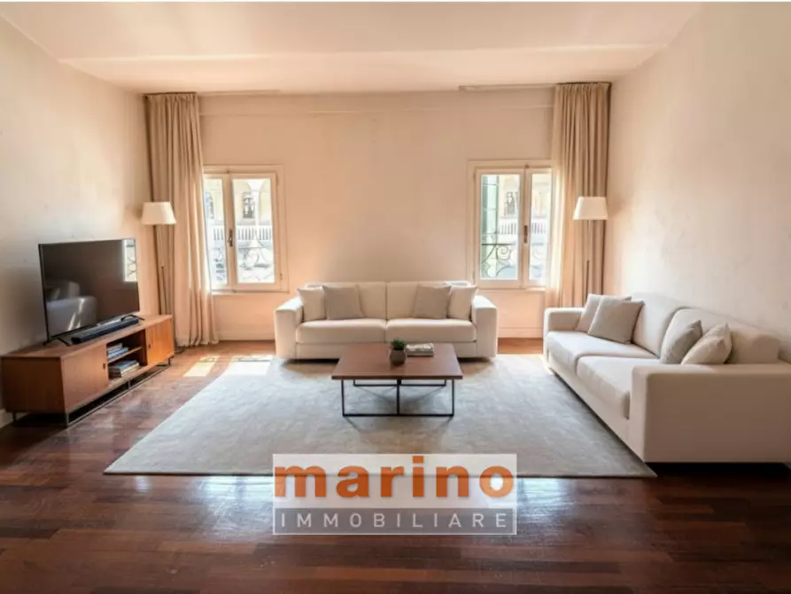 Immagine 1 di Appartamento in vendita  in Piazza della Frutta a Padova