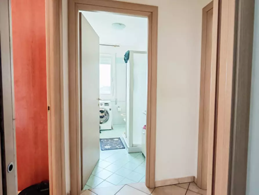 Immagine 4 di Appartamento in vendita  a Rovigo