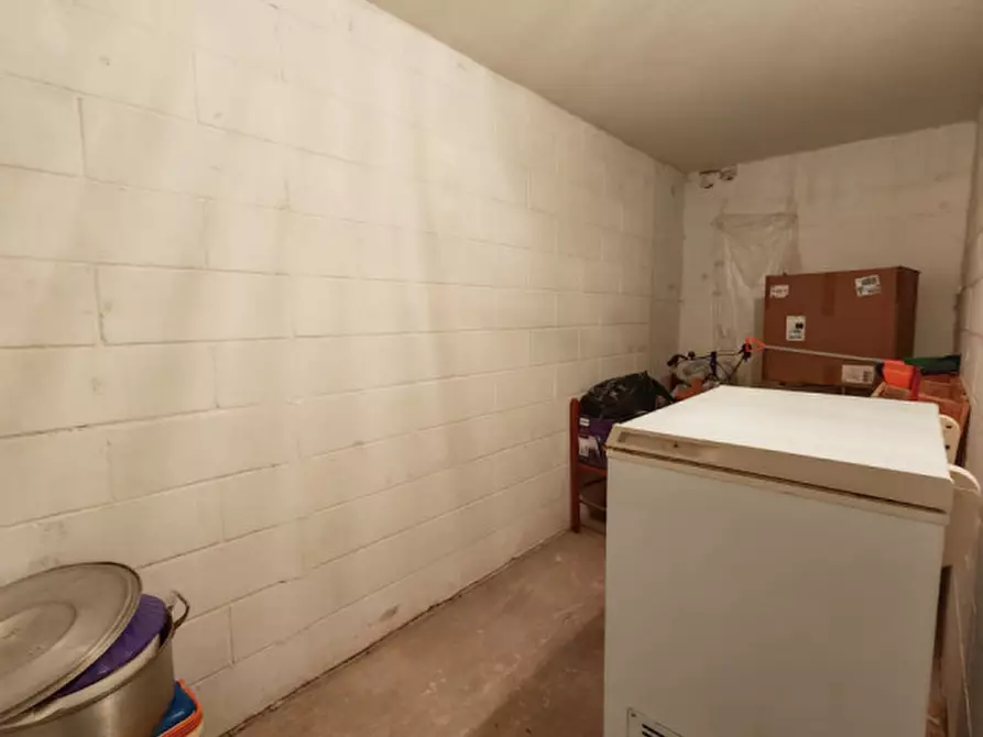 Immagine 25 di Appartamento in vendita  a Rovigo