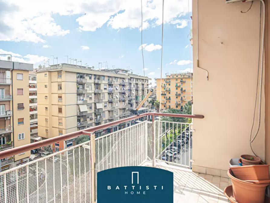 Immagine 2 di Appartamento in vendita  in Largo Appio Claudio a Roma