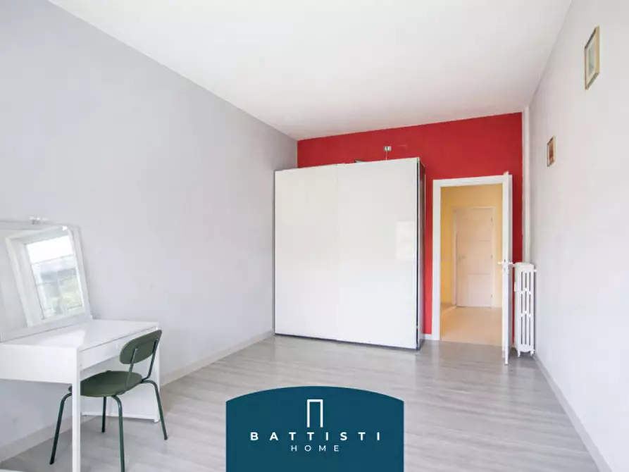 Immagine 14 di Appartamento in vendita  in Largo Appio Claudio a Roma