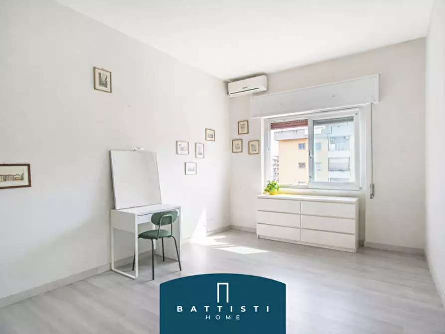 Immagine 17 di Appartamento in vendita  in Largo Appio Claudio a Roma