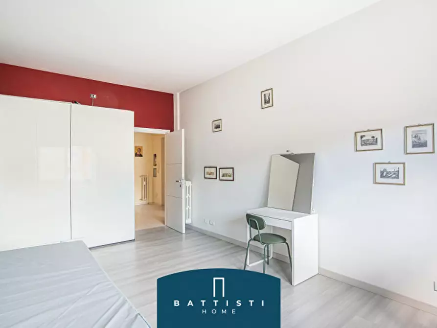 Immagine 27 di Appartamento in vendita  in Largo Appio Claudio a Roma