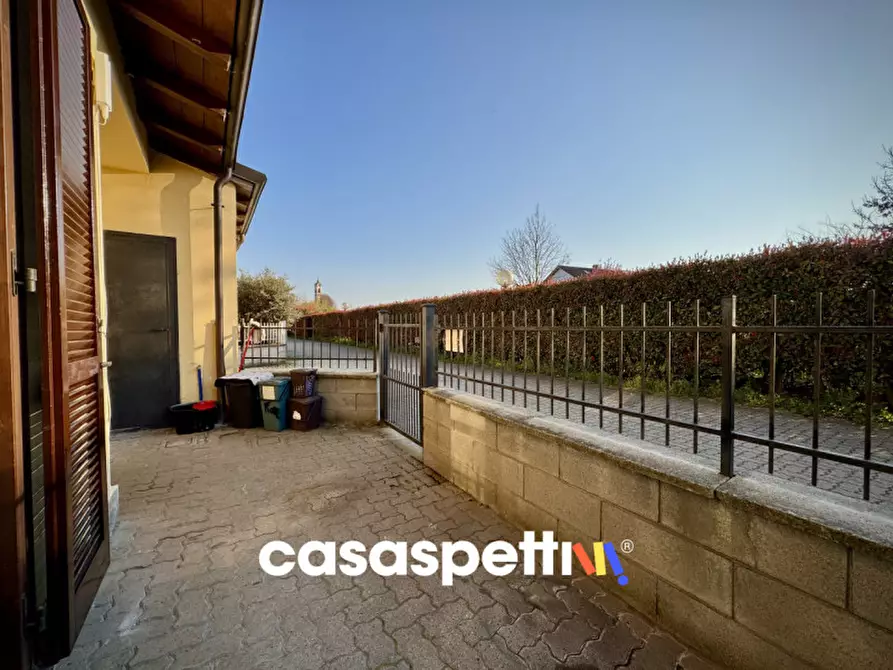 Immagine 5 di Villa in vendita  in Via Del Glicine 4 a Landriano