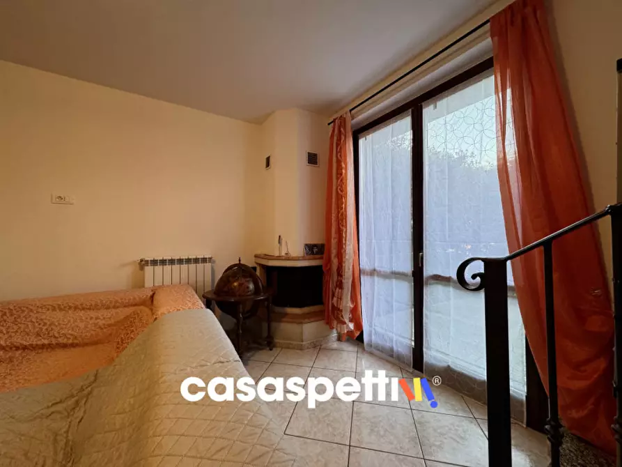 Immagine 14 di Villa in vendita  in Via Del Glicine 4 a Landriano