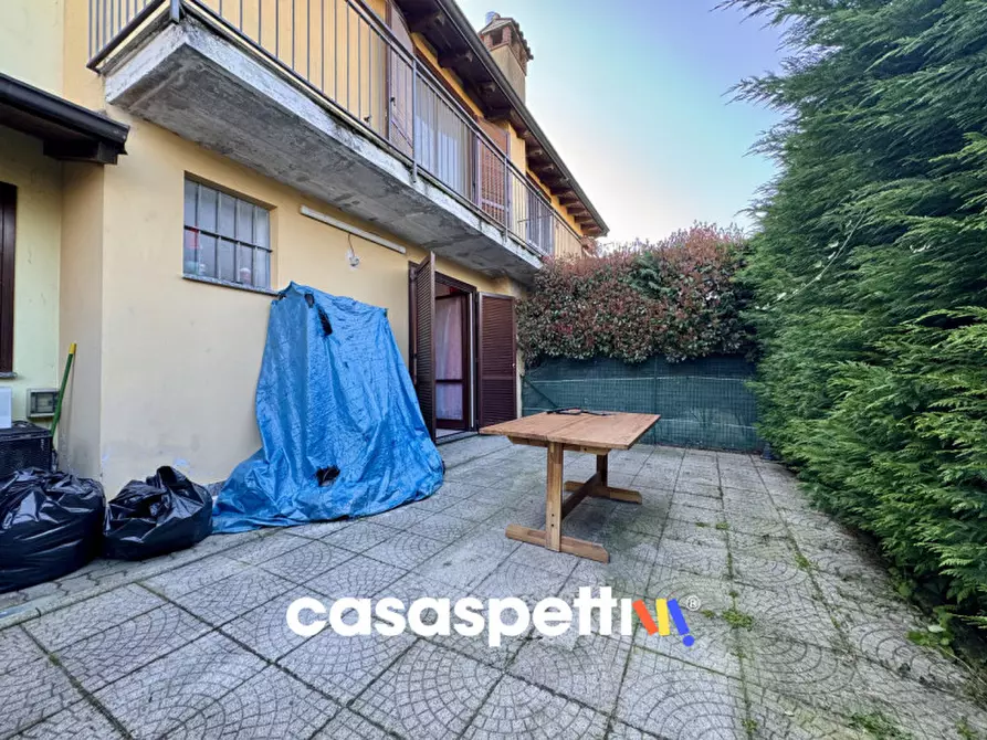 Immagine 19 di Villa in vendita  in Via Del Glicine 4 a Landriano