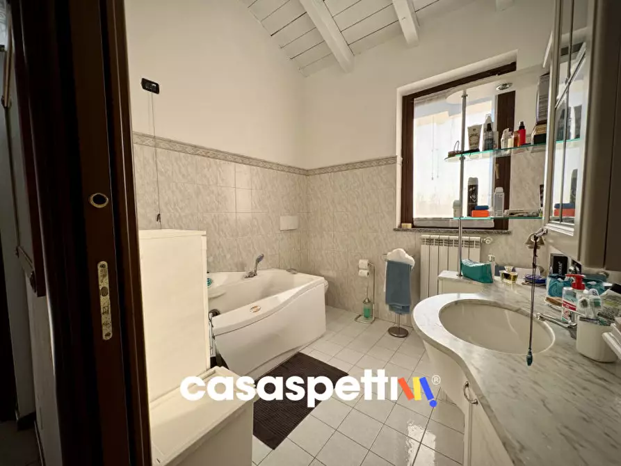 Immagine 36 di Villa in vendita  in Via Del Glicine 4 a Landriano