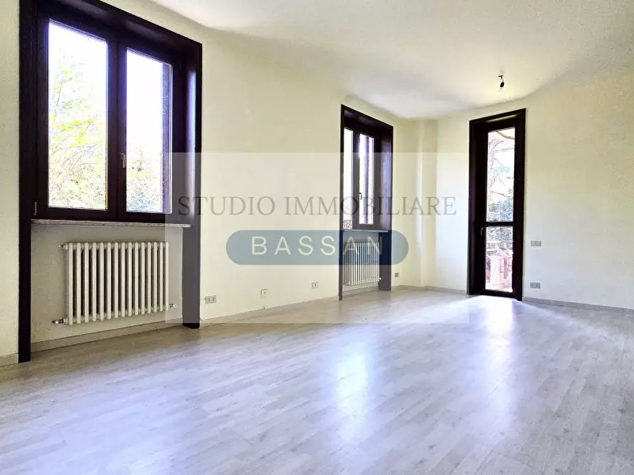 Immagine 12 di Appartamento in vendita  in Via Alessandro Volta 32 a Gallarate