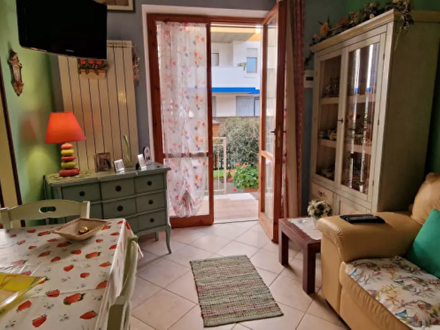 Immagine 6 di Appartamento in affitto  in via maremma a Montesilvano