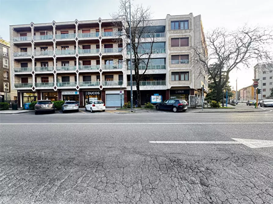 Immagine 1 di Appartamento in affitto  in Viale Venezia 82 a Brescia