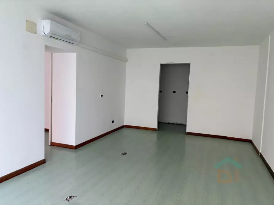 Immagine 5 di Negozio in vendita  in via Roma 43 a Cervignano Del Friuli