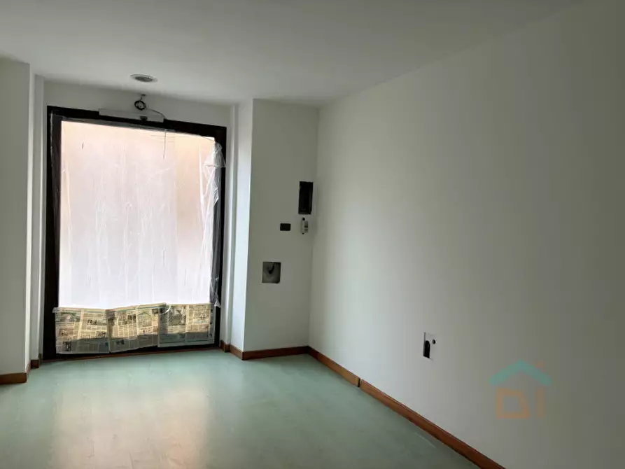 Immagine 7 di Negozio in vendita  in via Roma 43 a Cervignano Del Friuli