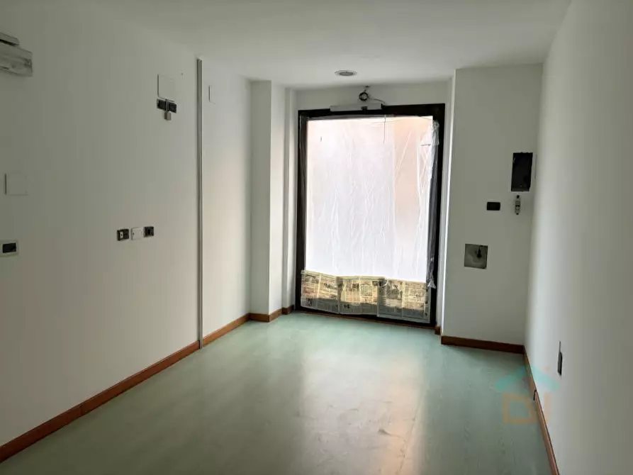 Immagine 15 di Negozio in vendita  in via Roma 43 a Cervignano Del Friuli