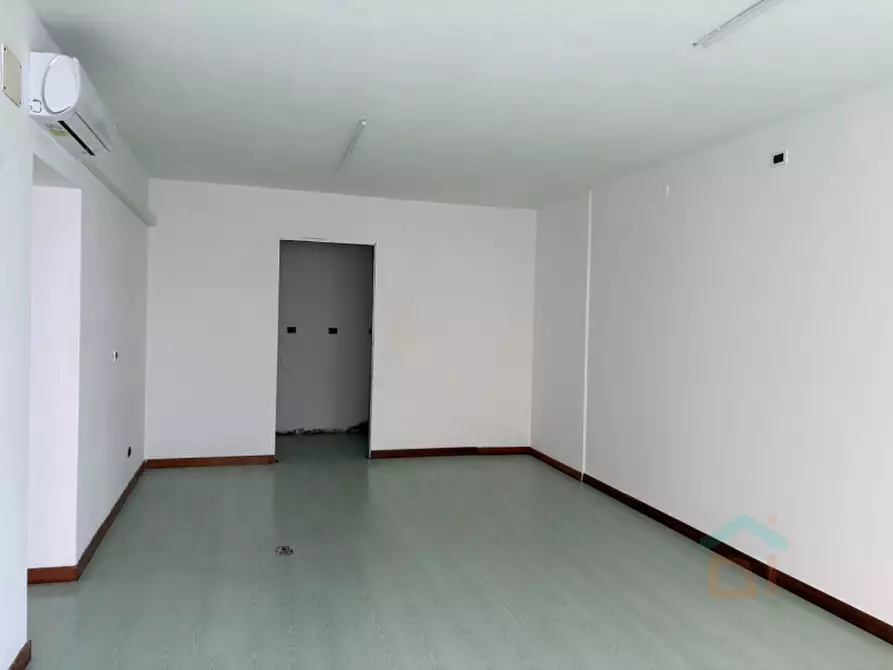 Immagine 19 di Negozio in vendita  in via Roma 43 a Cervignano Del Friuli