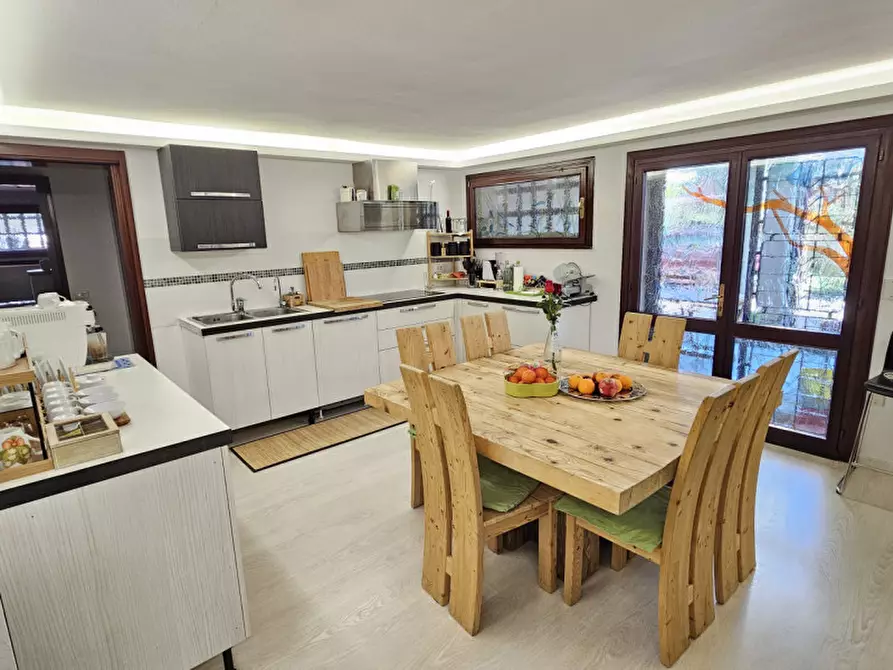 Immagine 2 di Villetta a schiera in vendita  in Rotatoria via Diaz - Via Puccini 6 a Abano Terme