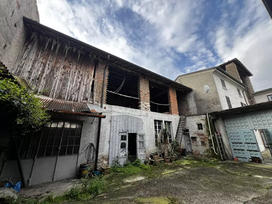 Immagine 10 di Casa indipendente in vendita  a Remedello