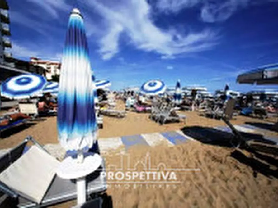 Immagine 6 di Negozio in vendita  in Via delle Meduse a Jesolo