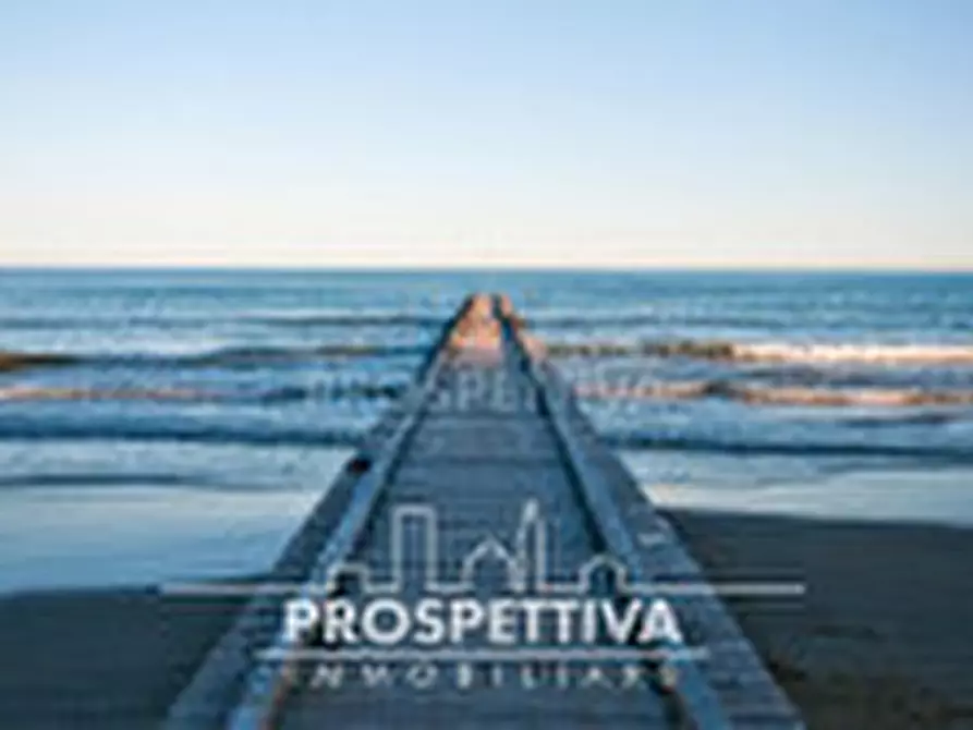 Immagine 8 di Negozio in vendita  in Via delle Meduse a Jesolo