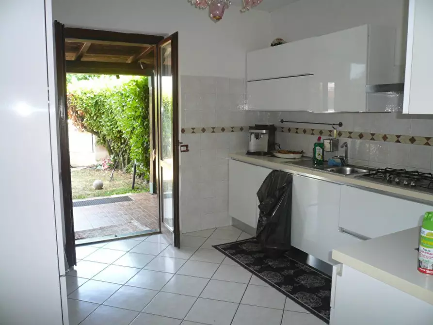 Immagine 22 di Villa in vendita  in via Paolo Borsellino n. 14, 26866 Castiraga Vidardo Lodi a Castiraga Vidardo