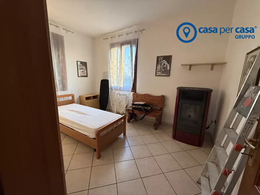 Immagine 22 di Villetta a schiera in affitto  in Località Artessura 22 a Adria