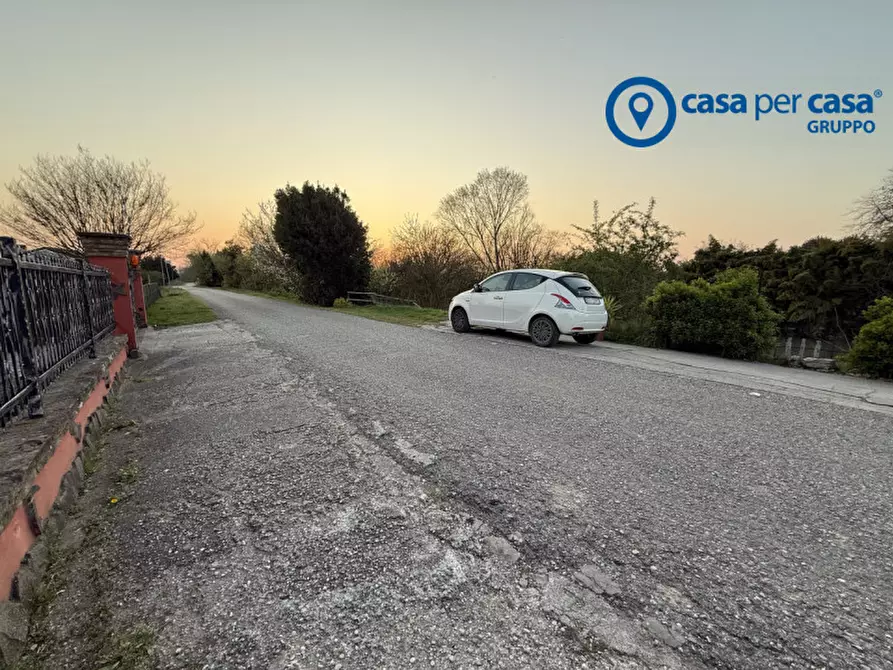 Immagine 34 di Villetta a schiera in affitto  in Località Artessura 22 a Adria