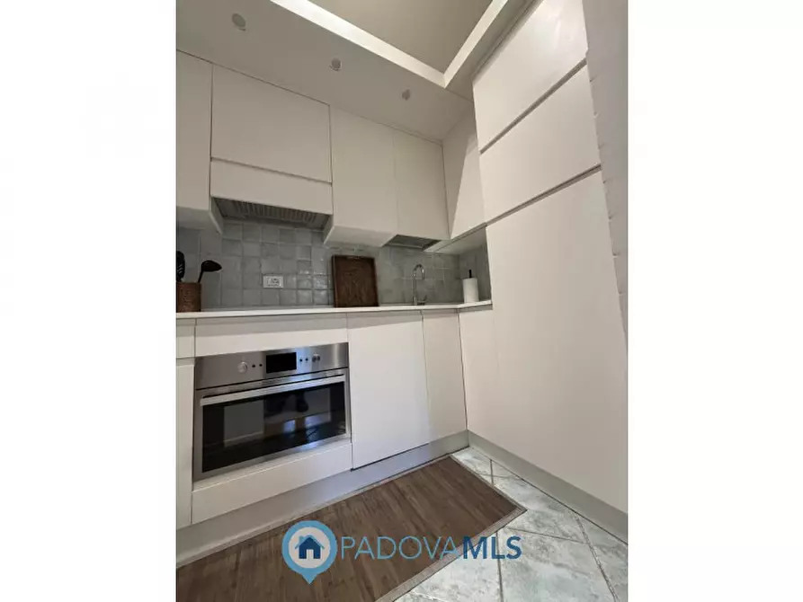 Immagine 5 di Appartamento in vendita  in Via San Gregorio Barbarigo 28 a Padova