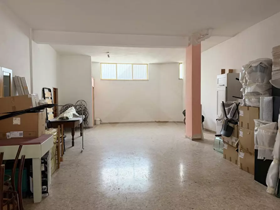 Immagine 4 di Negozio in affitto  in Via Duca Degli Abruzzi 88G a Andria