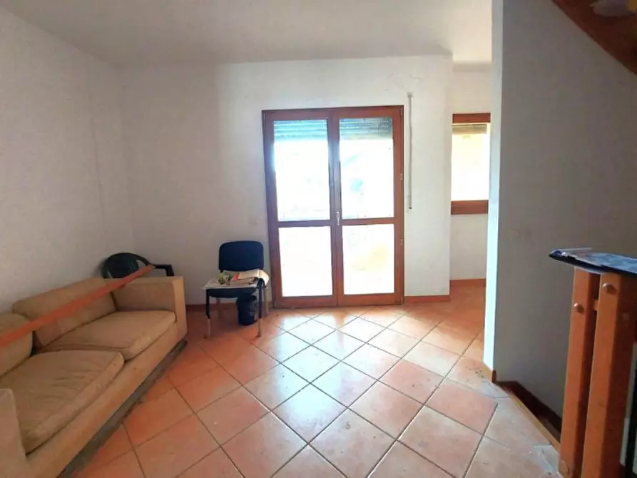 Immagine 2 di Villetta a schiera in vendita  in Via Calvi Risorta, 60/62, 00134 Schizzanello RM, Italia a Roma