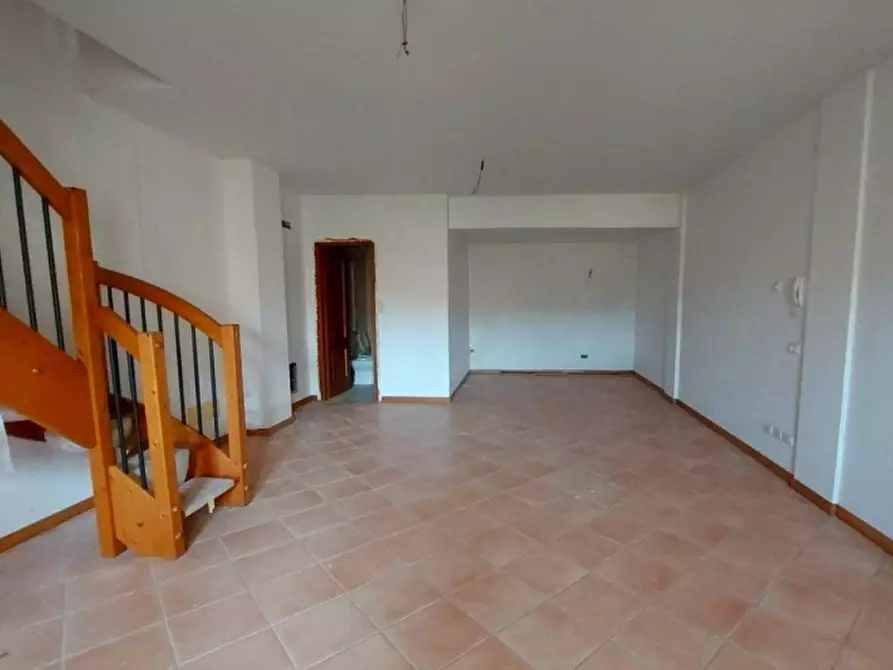 Immagine 10 di Villetta a schiera in vendita  in Via Calvi Risorta, 60/62, 00134 Schizzanello RM, Italia a Roma