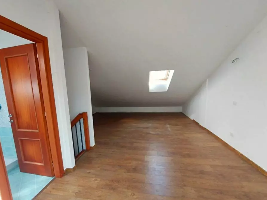 Immagine 15 di Villetta a schiera in vendita  in Via Calvi Risorta, 60/62, 00134 Schizzanello RM, Italia a Roma