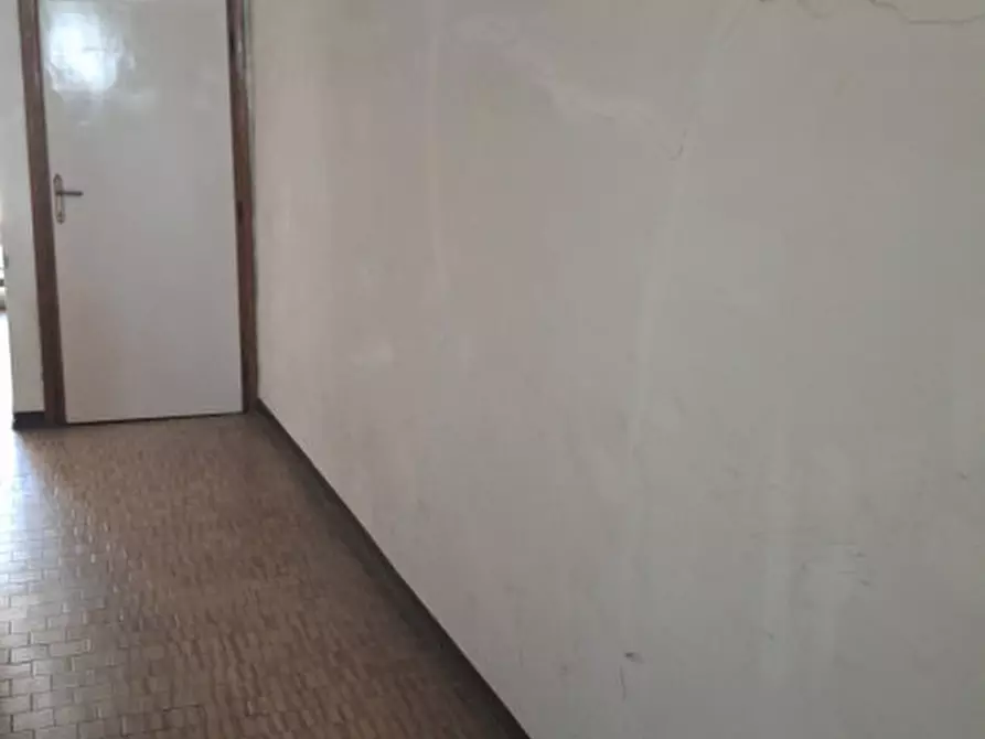 Immagine 20 di Negozio in vendita  in Via Milano 47 a Turbigo