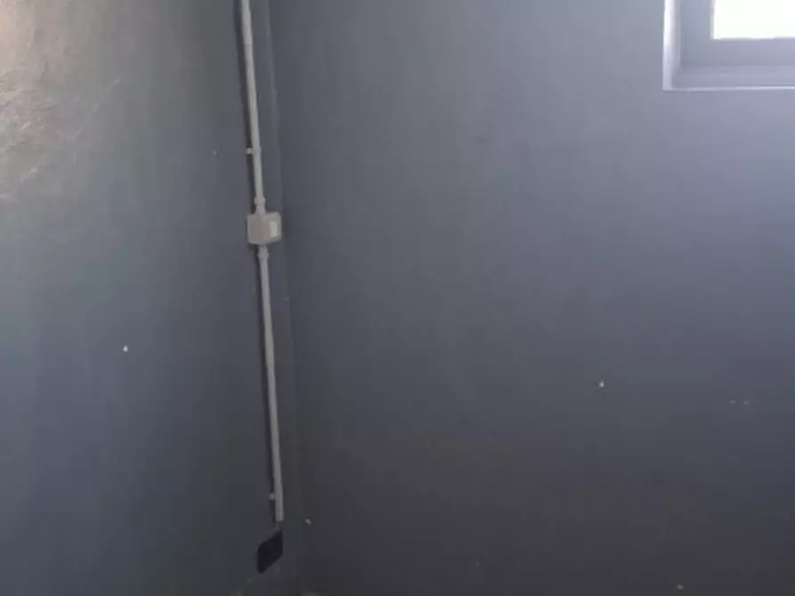 Immagine 21 di Negozio in vendita  in Via Milano 47 a Turbigo