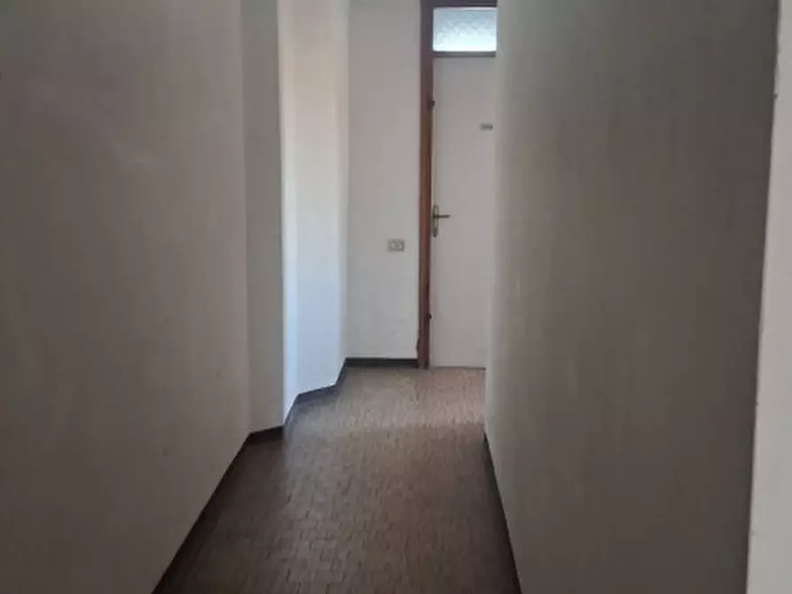 Immagine 28 di Negozio in vendita  in Via Milano 47 a Turbigo