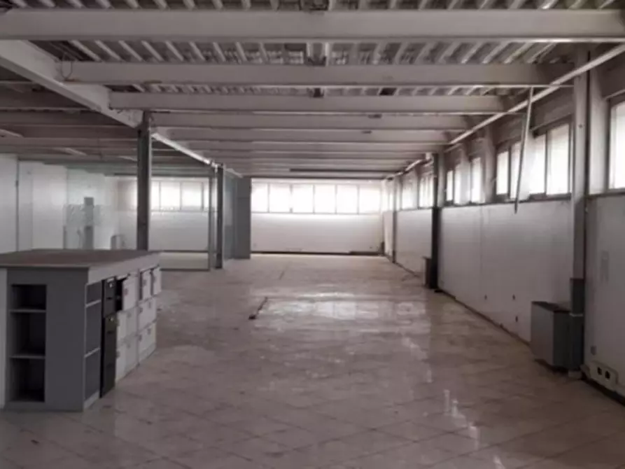 Immagine 4 di Capannone industriale in vendita  in Via Amedeo Avogadro, 3, 61032 Rosciano PU, Italia a Fano