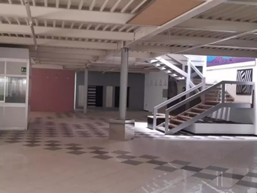 Immagine 5 di Capannone industriale in vendita  in Via Amedeo Avogadro, 3, 61032 Rosciano PU, Italia a Fano