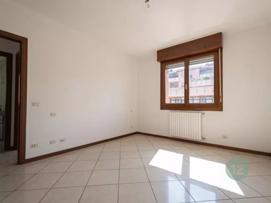 Immagine 4 di Appartamento in vendita  in via del bramante 40 a Carpi